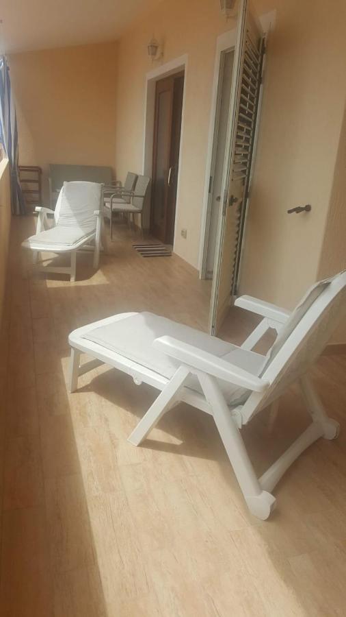 Fronte Mare Attico Indipendente Ed Esclusivo Con Terrazza Panoramica Apartment อิโซลา โรสซา ภายนอก รูปภาพ
